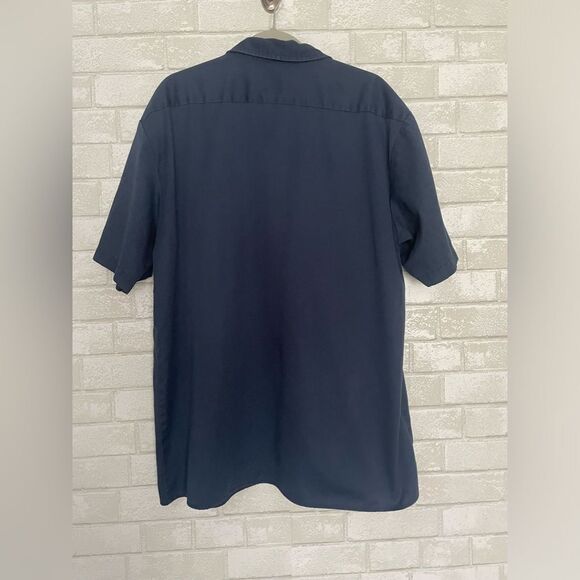Dickies Men’s Classic Button Up Two Front Pocket Blue Short Sleeve Work Shirt - Picture 2 of 8